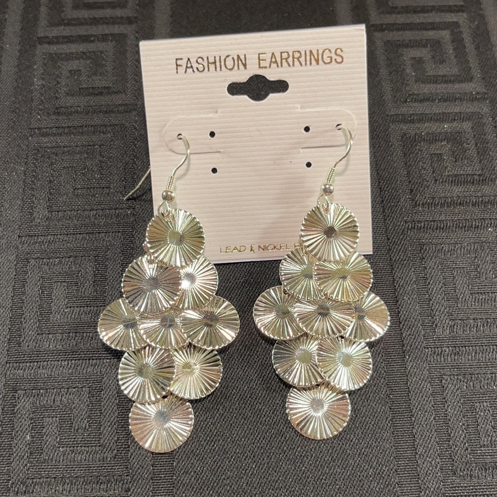 👋 3/$15 Fashion Earrings ❤️‍🔥✨❤️‍🔥 NWT